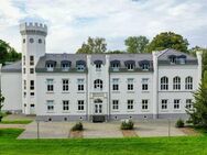 Ostseenahe Wohnung im Schloss mit zwei Bädern! - Groß Mohrdorf