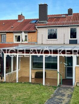 REIHENMITTELHAUS MIT WINTERGARTEN - Salzgitter