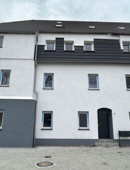 TOP Renoviertes Mehrfamilienhaus mit 6 Wohnungen! Vermietungspotenzial über 8% Rendite - Dippoldiswalde