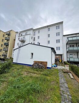 Wohnen wie im Eigenheim, 3- Zimmer Wohnung in einem Hinterhofhäuschen am Tribseer Damm - Stralsund