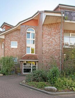 Wohnen im grünen Norderstedt - Charmante 3-Zimmer Dachgeschosswohnung mit Balkon - Norderstedt