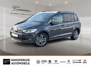 VW Touran, 1.5 TSI Comfortline, Jahr 2024 - Nürtingen