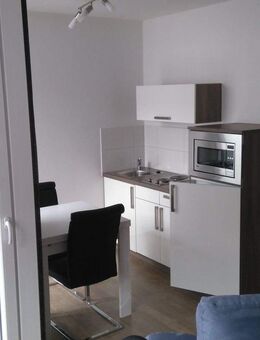 Schickes & hochwertiges teilmöbliertes Apartment mit Terrasse in zentraler Lage - Bayreuth