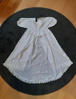Weißes TAUFKLEID mit Stickerei zu verkaufen - Fürstenfeldbruck