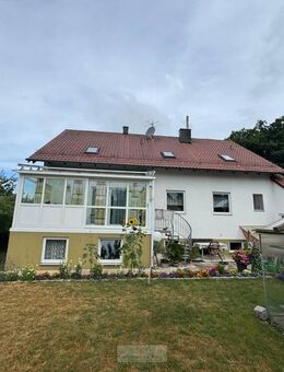 Helle 4-Zimmer-Etagenwohnung mit Balkon in Pentling / Niedergebraching - ab sofort verfügbar - Pentling