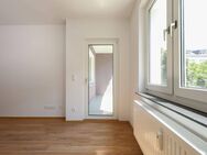 ** Provisionsfrei vom Eigentümer ** Sanierte 2-Zimmer-Wohnung mit Loggia - Mainz