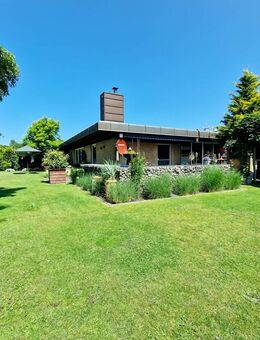Architektenbungalow mit Stil, Technik und Platz - Energieeffizient modernisiert - Leck