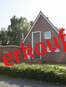 Großes Einfamilienhaus mit Wintergarten und zwei Garagen! - Westoverledingen