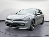 VW Golf, 1.5 l Style eTSI OPF, Jahr 2022 - Albstadt