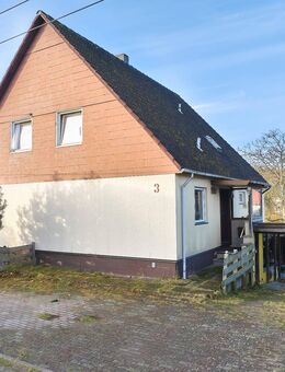 Großzügiges Hanggrundstück mit Fertighaus - Wedemark
