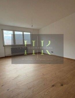 5 Familienhaus mit Ladeneinheit und Ausbaumöglichkeit in Pforzheim - Pforzheim