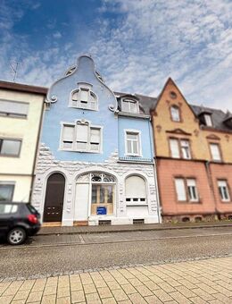 Altbaucharme mit Potenzial - Mehrfamilienhaus auf 4 Etagen - Lahr (Schwarzwald)