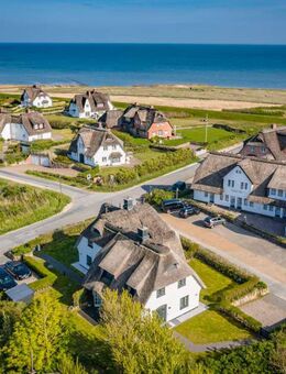 Reetgedeckte Eleganz mit Blick auf das Rantumer Wattenmeer - Sylt