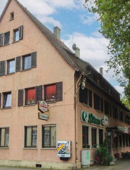 Lukrative Kapitalanlage mit Entwicklungspotenzial - MFH mit langfristig vermieteter Gewerbeeinheit - Stuttgart