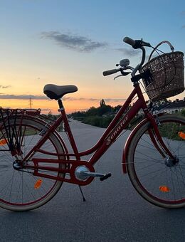 Malerisches Rotes Hollandrad - Hamburg