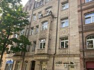 Helle und renovierte 4-Zimmer-Wohnung mit Balkon in zentraler Lage - Nürnberg