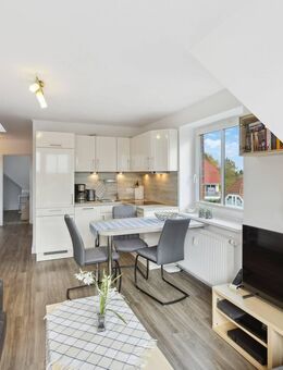 Moderne 3 Zimmer-Wohnung mit Fahrstuhl und Balkon - Timmendorfer Strand