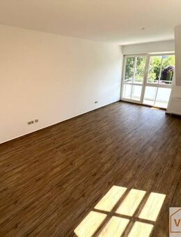 Charmante Maisonettewohnung mit Balkon und KFZ-Stellplatz im Herzen von 98617 Meiningen! - Meiningen