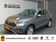 VW T-Roc, 1.0 TSI, Jahr 2024 - Berlin