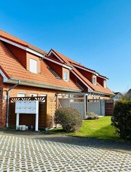 Zu verkaufen: gepflegte 2-Zimmer-Dachgeschosswohnung - Wiek