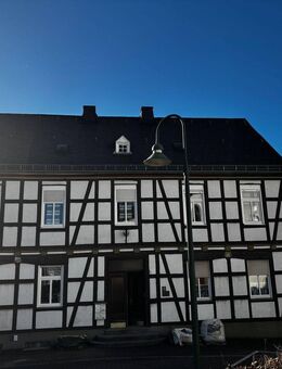 Renovierte 2-Zimmer-Wohnung in Warstein - Warstein