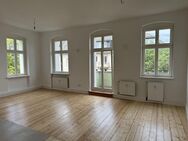 Sofort bezugsfrei - komplett saniert - 3-Zimmer-Albauwohnung mit Balkon - Provisionsfrei - Berlin