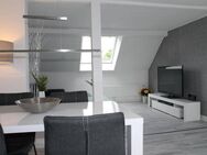 PROVISIONSFREIE 54qm 2 Zimmer DG Wohnung mit Einbauküche, vollständig möbliert. TOP Kapitalanlage - Mettmann