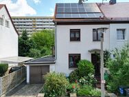 Ein Zuhause mit Geschichte und Zukunft – liebevoll renovierte Doppelhaushälfte mit großem Garten - Leipzig