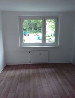 Geräumige 4-Zimmer-Wohnung in Sellin mit Balkon und Blick ins Grüne - Sellin (Ostseebad)