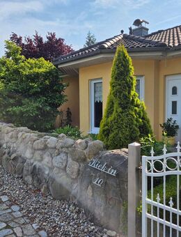 Leben mit Stil und Geborgenheit – gepflegter Bungalow mit Wintergarten und Kamin - Rostock Lütten Klein