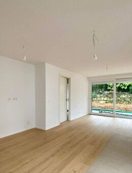 Großzügige 4-Zimmer-Neubauwohnung mit EBK und Süd-Terrasse - Ludwigsburg