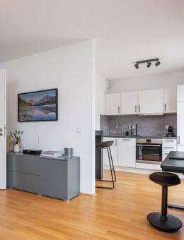 Exklusives, Neubau Business Apartment komplett möbliert - München