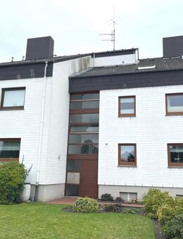 PURNHAGEN-IMMOBILIEN - Dachgeschosswohnung mit Balkon in zentraler Lage von Bremen-Rönnebeck! - Bremen