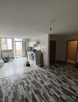 Erstbezug nach Renovierung: freundliche 3,5-Zimmer-Wohnung mit EBK und Balkon in Castrop-Rauxel - Castrop-Rauxel
