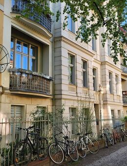 Brandenburger Vorstadt - Vermietete 2-Zimmer-Altbauwohnung zum Kauf - Potsdam