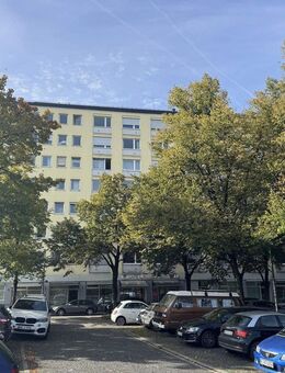 Erstbezug nach Sanierung - Perfekt für WG - München