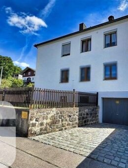 Großzügige und helle 3-Zimmerwohnung in bester Lage in Passau! - Passau