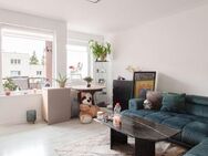 Modernes Wohnen in Rudow: Helle 2-Zimmer Wohnung mit sonnigem Balkon - Berlin