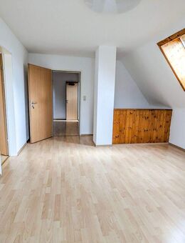 Schöne Dachgeschosswohnung im Herzen von Altusried - Altusried