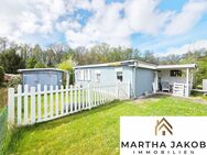 Traumlage am Schweriner See: Bungalow mit Wintergarten, Werkstatt, 3 Terrassen & Garten! - Dobin (See)