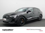 Audi e-tron, S-Line black edition 55 Quattro, Jahr 2022 - Würzburg