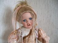 Marla, blonde Künstlerpuppe von Franca Gabbiano - Herbrechtingen