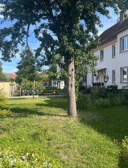 Mehrfamilienhaus mit großem Grundstück in Borna !! - Borna