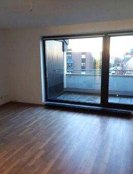 Dachgeschosswohnung mit Balkon in Solingen-Ohligs zu vermieten!!! - Solingen (Klingenstadt)