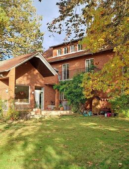 Großes Einfamilienhaus - Petershagen