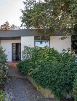 RESERVIERT +++ Mit Stil & Style - Designbungalow in angenehmer Lage! - Erlangen