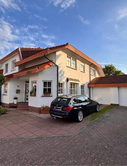 Familienfreundliche Doppelhaushälfte mit Garten und Garage - Rodgau