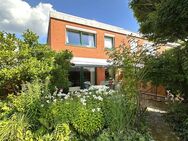 Reihenendhaus mit idyllischem Garten und Garage - Reppenstedt