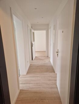 sanierte 3 Zimmer Wohnung - Hameln