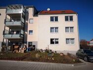 Renovierte 3 Raum Wohnung mit Blick auf den Flickschuhpark - Burg (Sachsen-Anhalt)